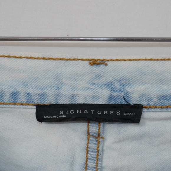 Signature 8 Multicolor Printed Boho High Rise Cut-Off Jean Short Size S - Picture 6 of 11